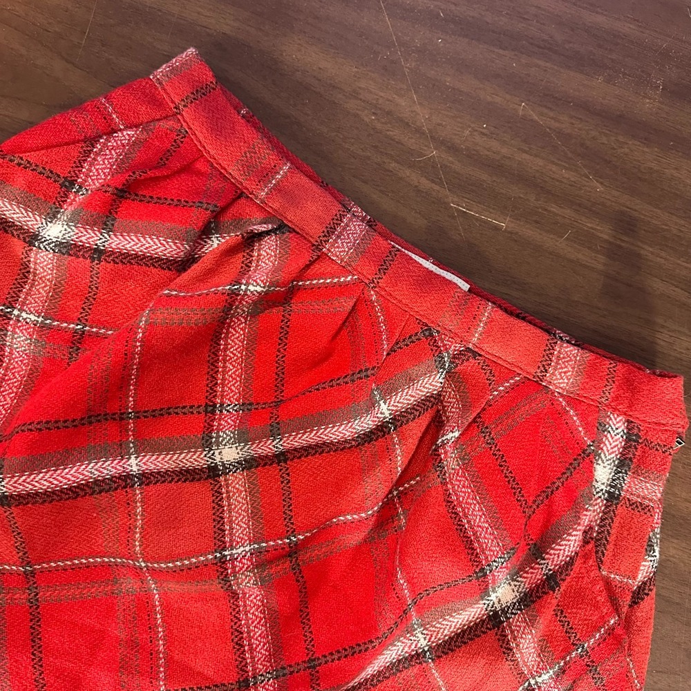 Old Navy Mini Skirt 6 Red Academia Y2K VTG Plaid Lined Wool Blend Pleated Read